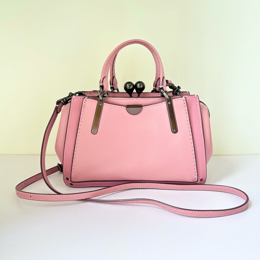 COACH Kisslock Dreamer 21 Bag Baby Pink